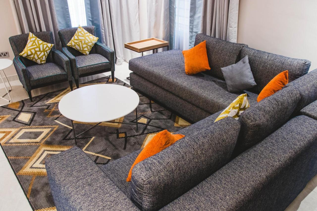 Amber City Hotels โอเวอร์รี ภายนอก รูปภาพ